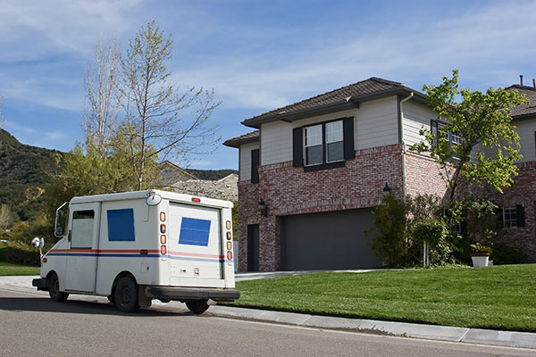 Mail truck